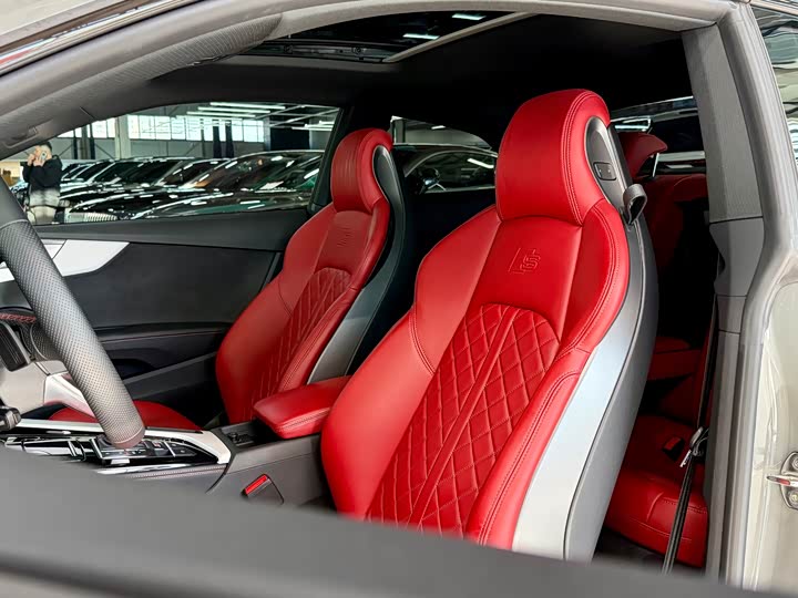 Фото 9 - Audi S5