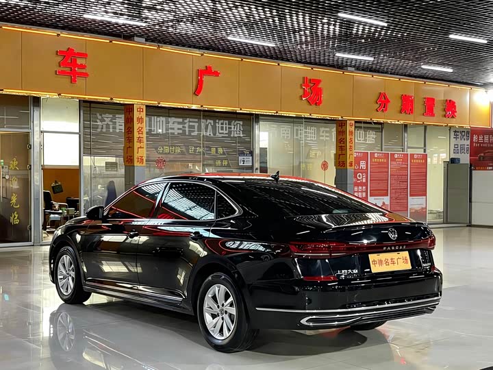 Фото 4 - Volkswagen Passat