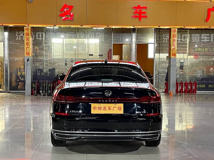 Фото 5 - Volkswagen Passat