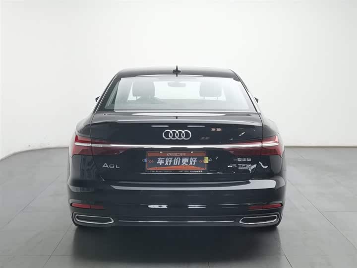 Фото 4 - Audi A6L