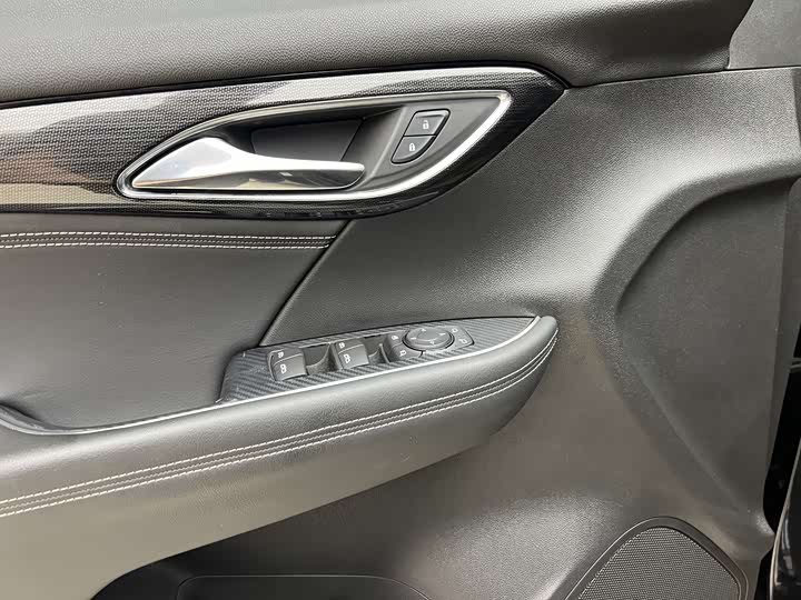 Фото 6 - Buick Envision Plus