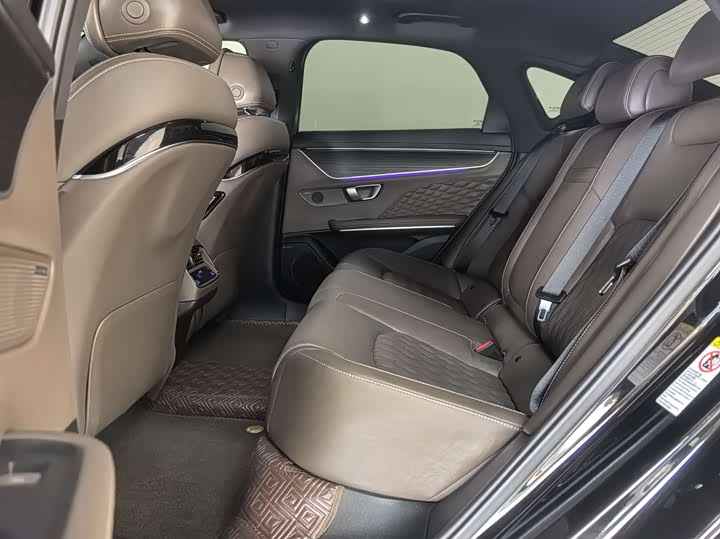 Фото 7 - BYD Han