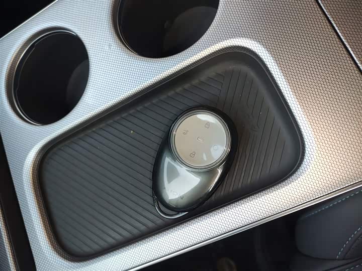 Фото 9 - GAC Aion Y