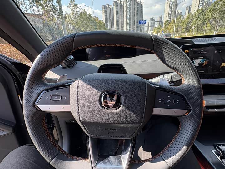 Фото 5 - Changan UNI-V