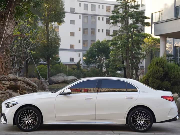 Фото 6 - Mercedes-Benz C-Class