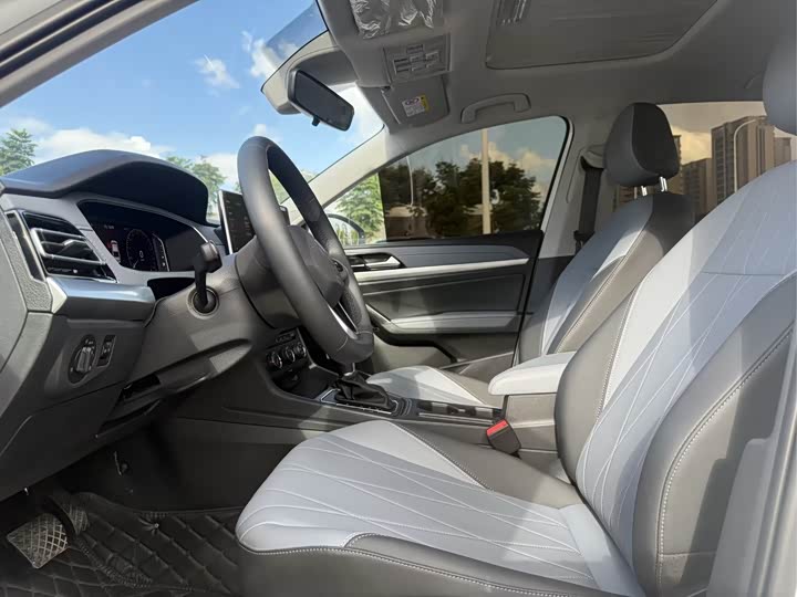 Фото 7 - Volkswagen Lavida