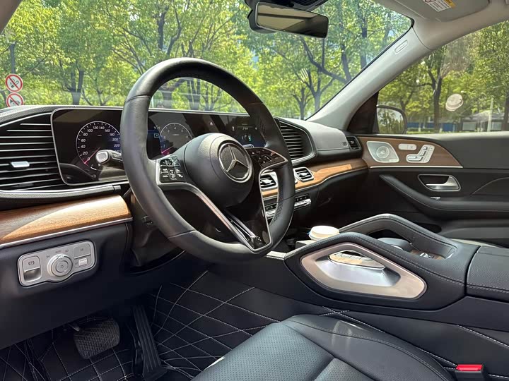 Фото 5 - Mercedes-Benz GLE-Class