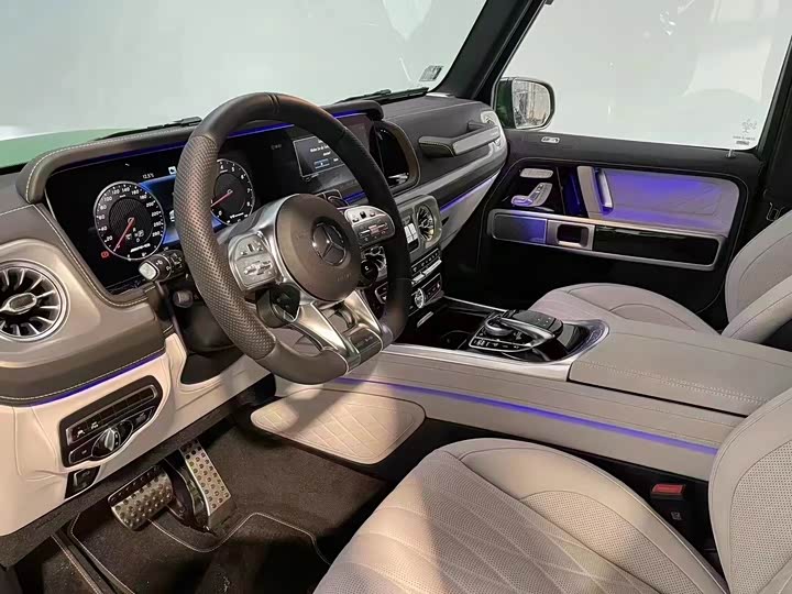 Фото 4 - Mercedes-Benz G-Class AMG