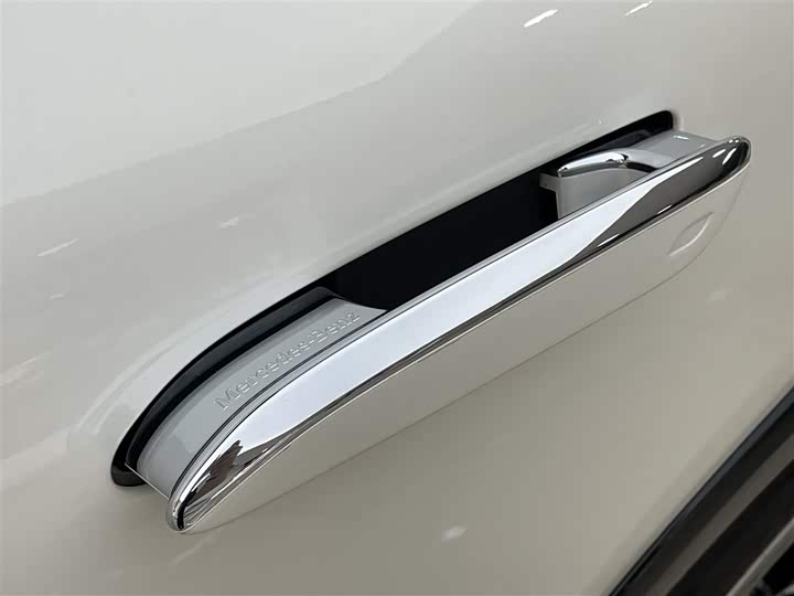 Фото 9 - Mercedes-Benz EQS SUV