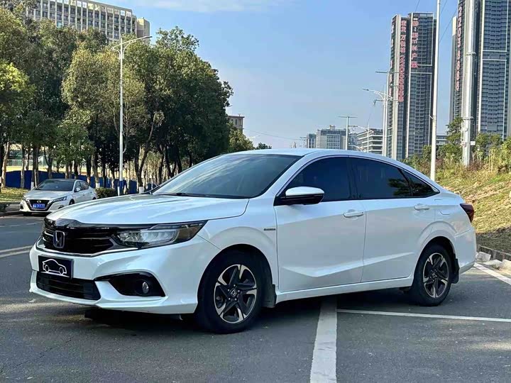 Фото 1 - Honda Envix