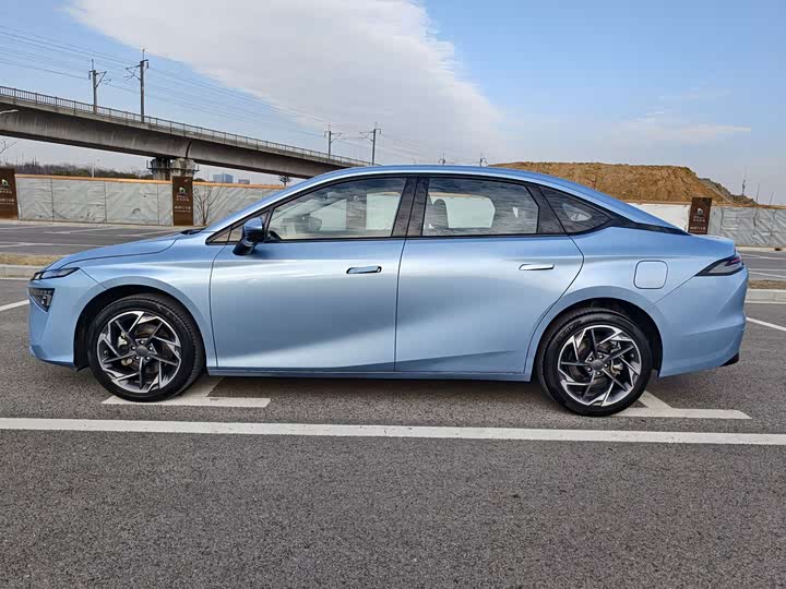 Фото 5 - GAC Aion S Max