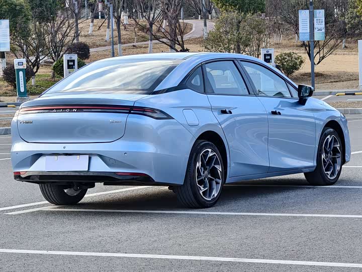 Фото 8 - GAC Aion S Max