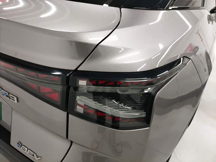 Фото 8 - Toyota bZ3