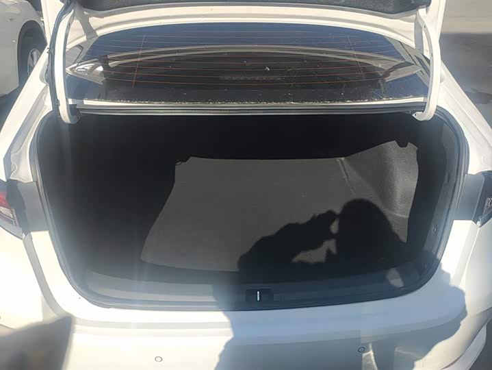 Фото 4 - Toyota Corolla