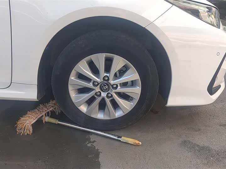 Фото 6 - Toyota Corolla