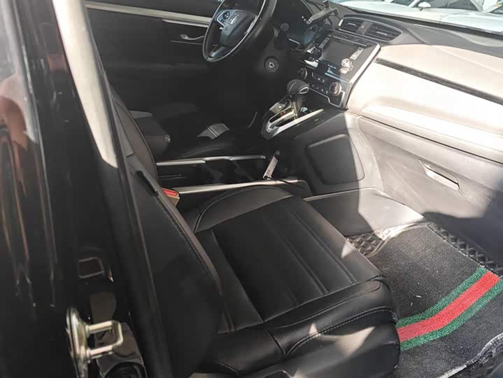 Фото 8 - Honda CR-V