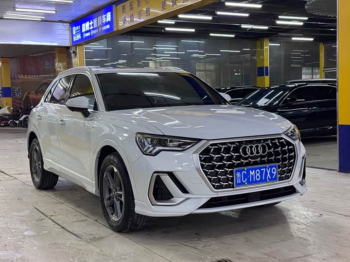 Фото 3 - Audi Q3
