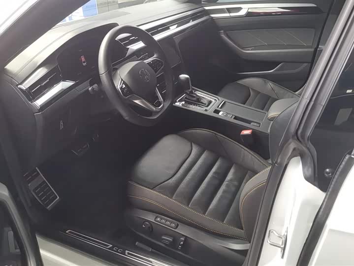 Фото 9 - Volkswagen CC