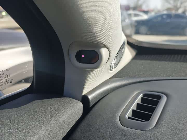 Фото 9 - Leapmotor C10