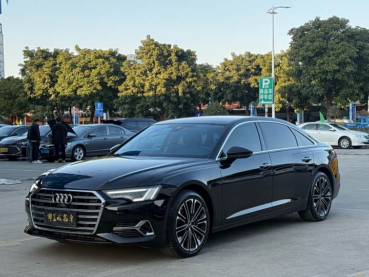 Фото 2 - Audi A6L