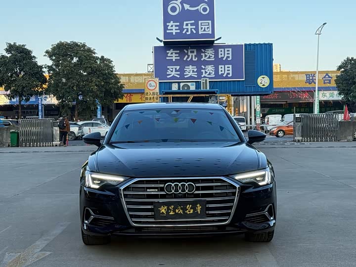 Фото 3 - Audi A6L