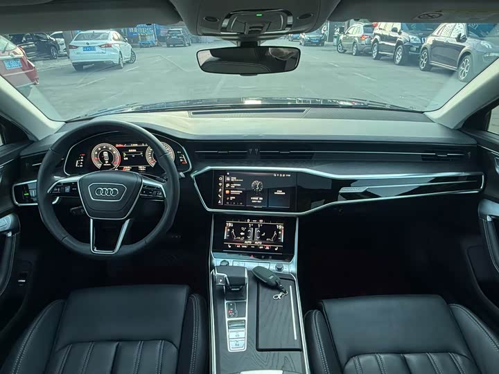 Фото 6 - Audi A6L