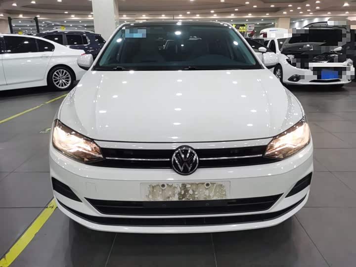 Фото 3 - Volkswagen Polo