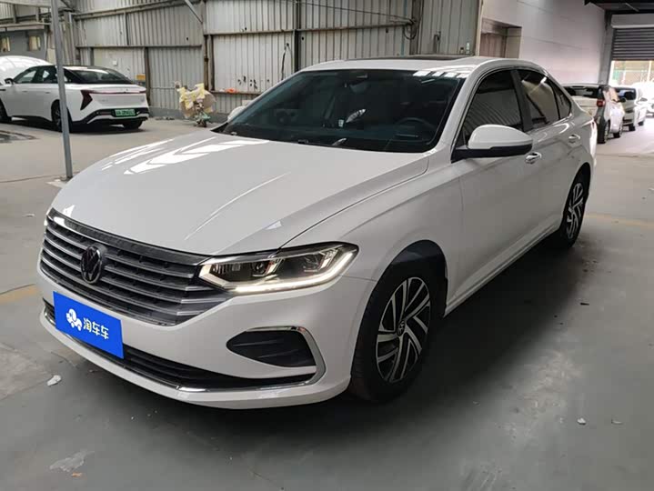 Фото 1 - Volkswagen Lavida