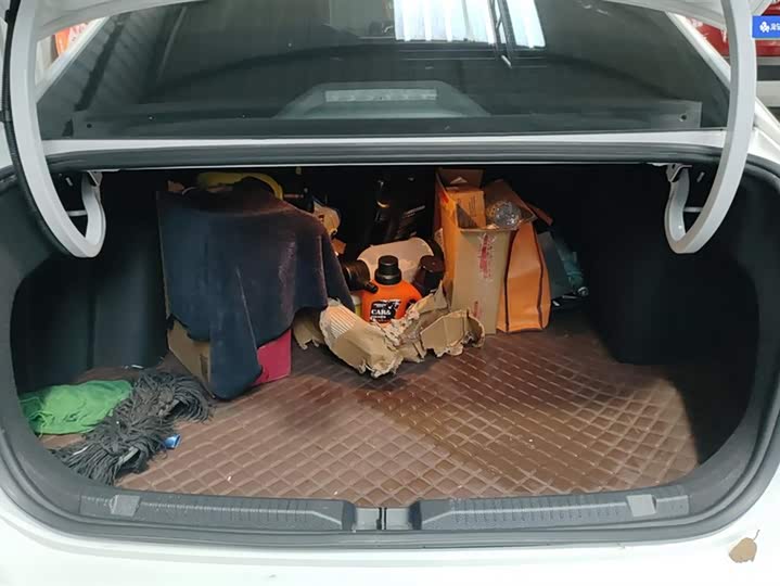 Фото 4 - Volkswagen Lavida