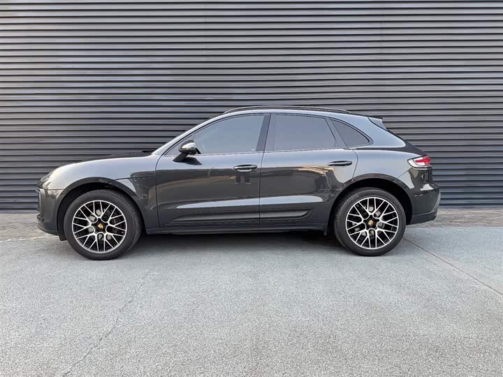 Фото 2 - Porsche Macan