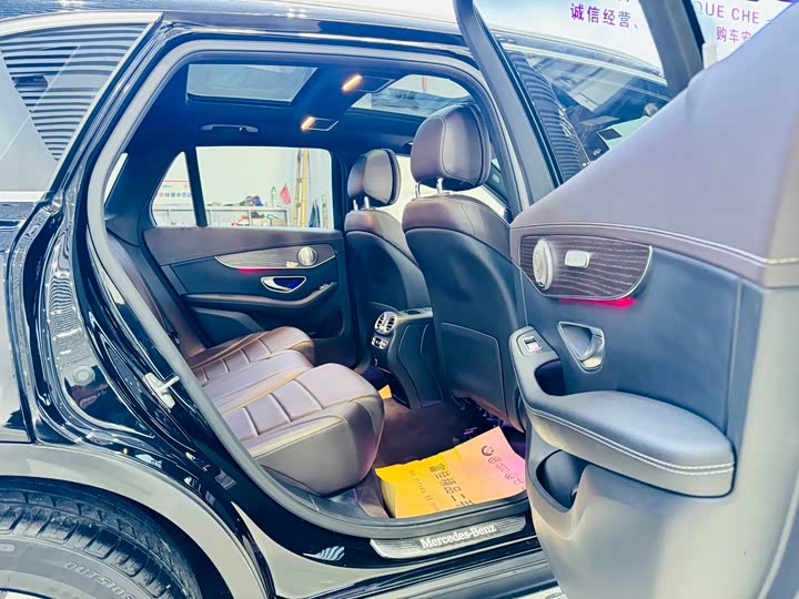 Фото 8 - Mercedes-Benz GLC-Class