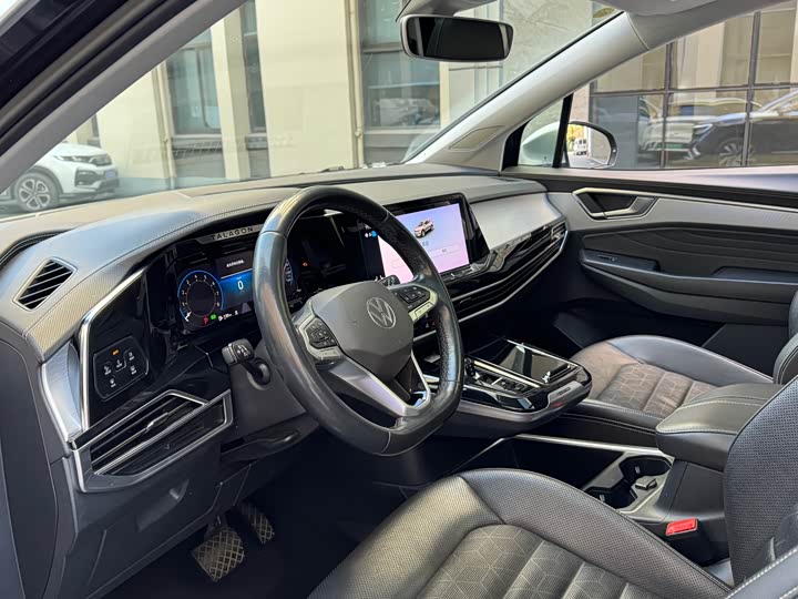 Фото 9 - Volkswagen Talagon