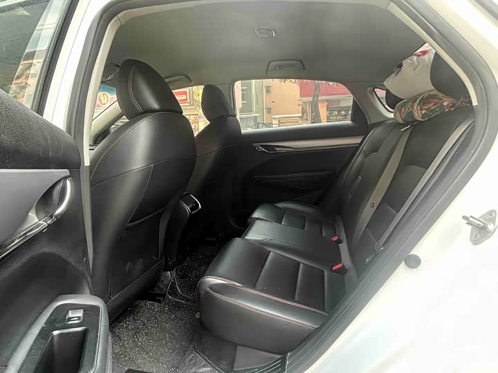 Фото 4 - Geely Binrui