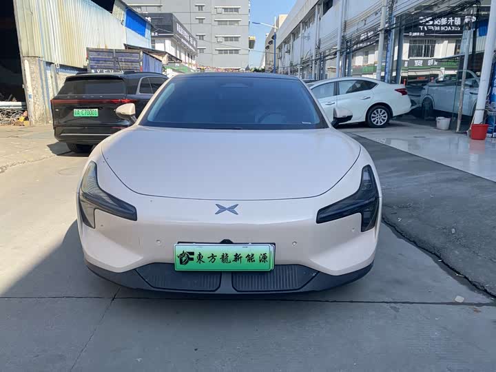 Фото 2 - XPeng Mona M03