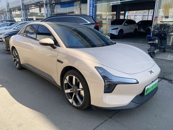 Фото 3 - XPeng Mona M03