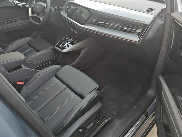 Фото 8 - Audi Q4 e-tron