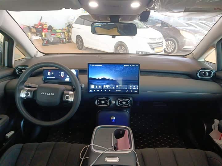 Фото 9 - GAC Aion UT