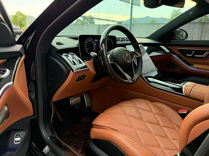 Фото 5 - Mercedes-Benz Maybach S-Class