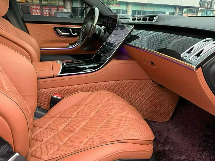 Фото 6 - Mercedes-Benz Maybach S-Class