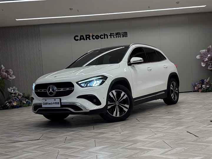 Фото 1 - Mercedes-Benz GLA-Class