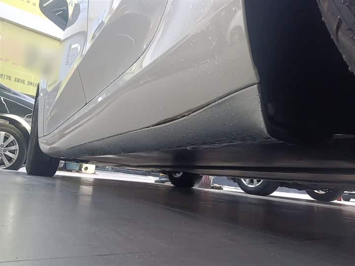 Фото 6 - Tesla Model 3