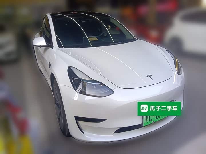 Фото 7 - Tesla Model 3