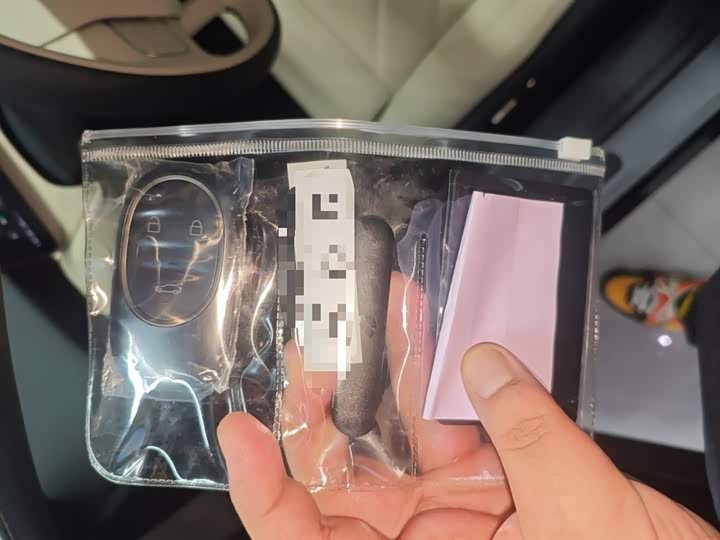 Фото 9 - Nio ET5T