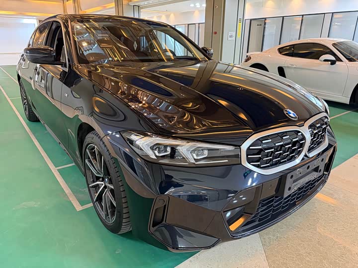 Фото 3 - BMW 3 Series