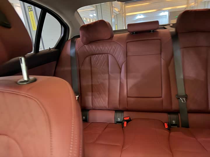 Фото 8 - BMW 3 Series