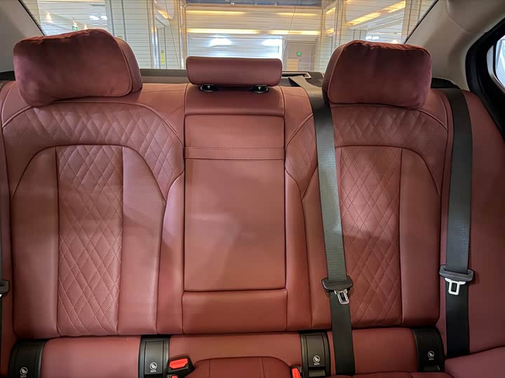 Фото 9 - BMW 3 Series