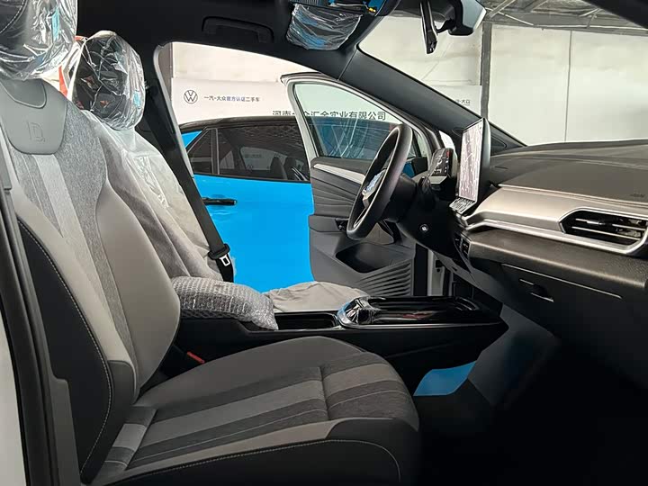 Фото 9 - Volkswagen ID.4 Crozz