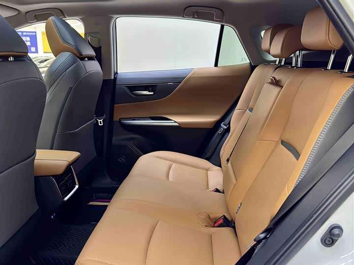 Фото 7 - Toyota Venza