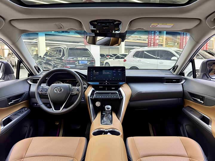 Фото 9 - Toyota Venza
