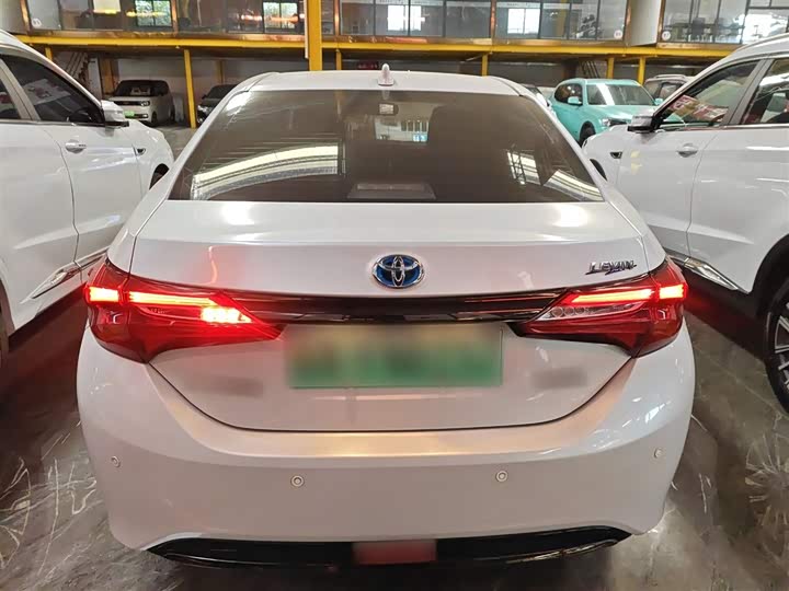 Фото 6 - Toyota Levin Hybrid